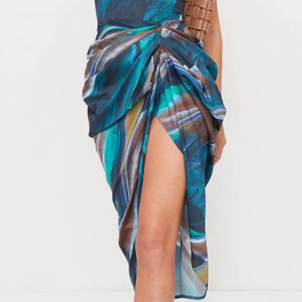 PrettyLittleThing Multicolor Abstract Skirt